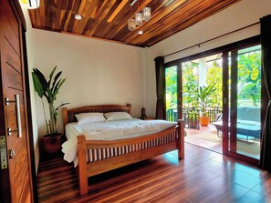 2 quartos, ferros/tábuas de passar roupa, Wi-Fi, roupa de cama