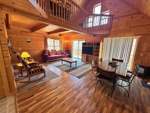 TV - peaceful Northwoods retreat on quiet Crystal Lake (Gordon)