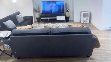 Phòng, 1 phòng ngủ | Phòng khách