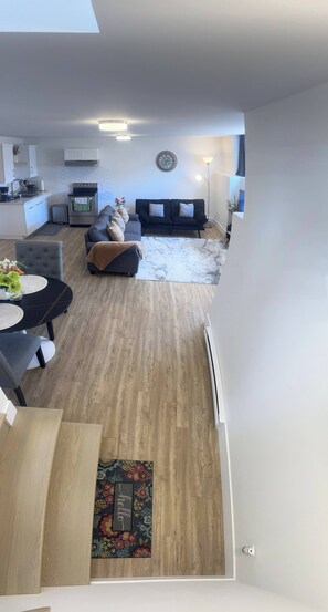 Zimmer, 1 Schlafzimmer | Wohnzimmer