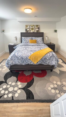 Room-luxury Suite in Bristol Riverview