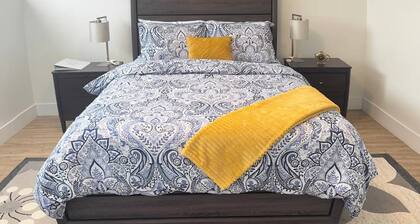 Room-luxury Suite in Bristol Riverview