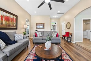 Nicht klassifiziertes Bild, 2 von 23, Schaltfläche