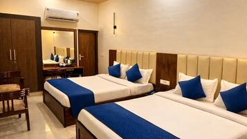 Family Quadruple Room, City View