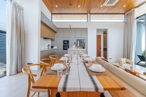 Dining - New Prime Location Near Boat Avenue V306 (Choeng Thale)