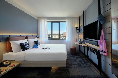 Moxy Belgrade Skadarlija