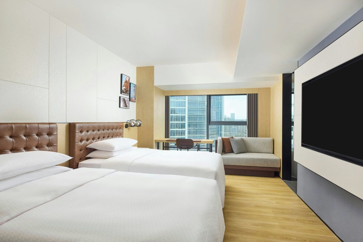 Executive Room, 2 Double Beds, City View
