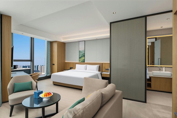Superior Room, 1 King Bed, City View
