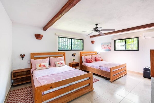 Unclassified image, 1 of 30, button