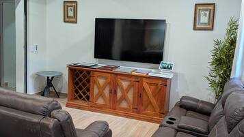 TV, fireplace, table tennis