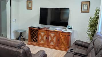 TV, fireplace, table tennis