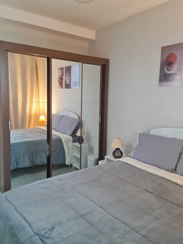 Fully furnished apartment with Wi-Fi and parking space in Nova Iguaçu. Total comfort.