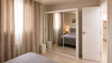 2 Schlafzimmer, Bügeleisen/Bügelbrett, kostenloses WLAN, Bettwäsche