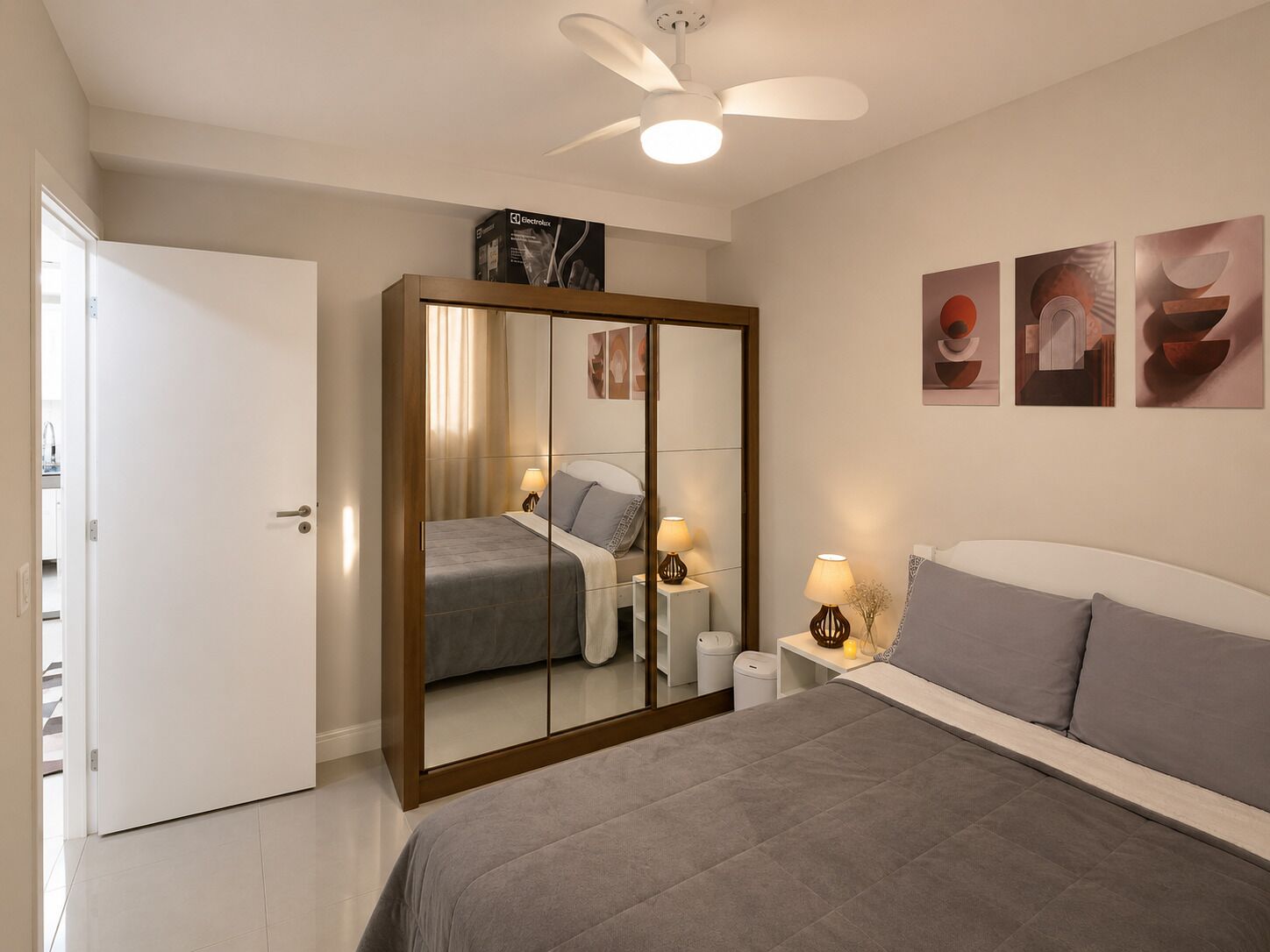 2 bedrooms, iron/ironing board, free WiFi, bed sheets