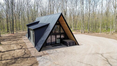 Black peak
Lodge A-frame cabin