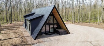 Black peak
Lodge A-frame cabin
