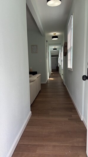 Interior - Complete family home | Space, comfort and privacy" (Monessen)