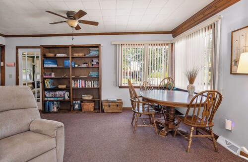 Cozy Keaton Cottage | Steps away from Lake MI