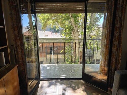 Apartment. 2 bdrm. w / balcony V. Crespo