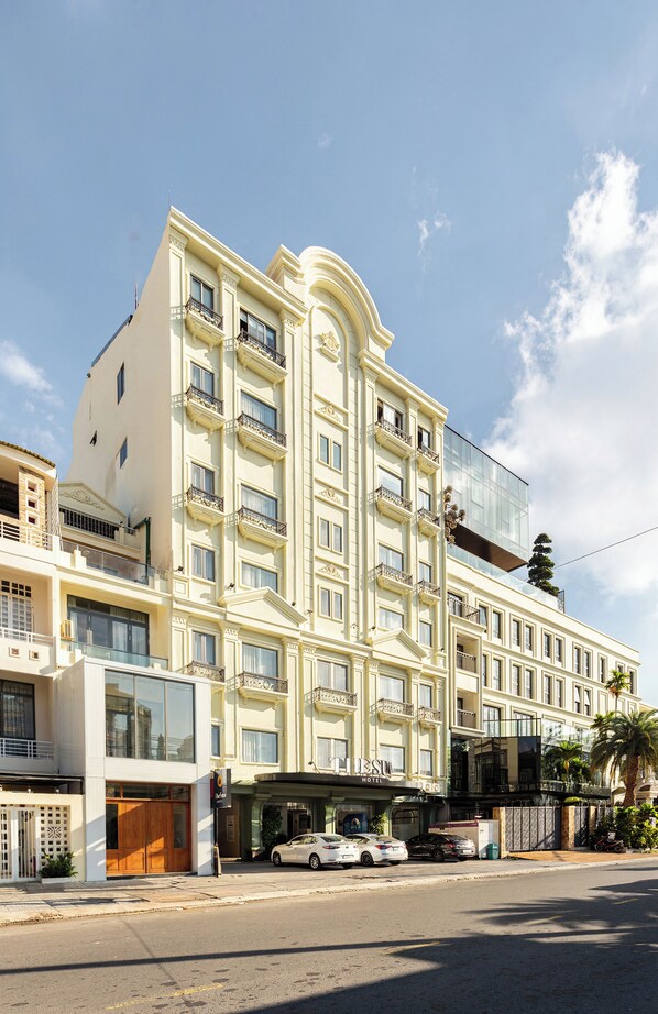 Exterior - The Sun Hotel (Cai Khe)