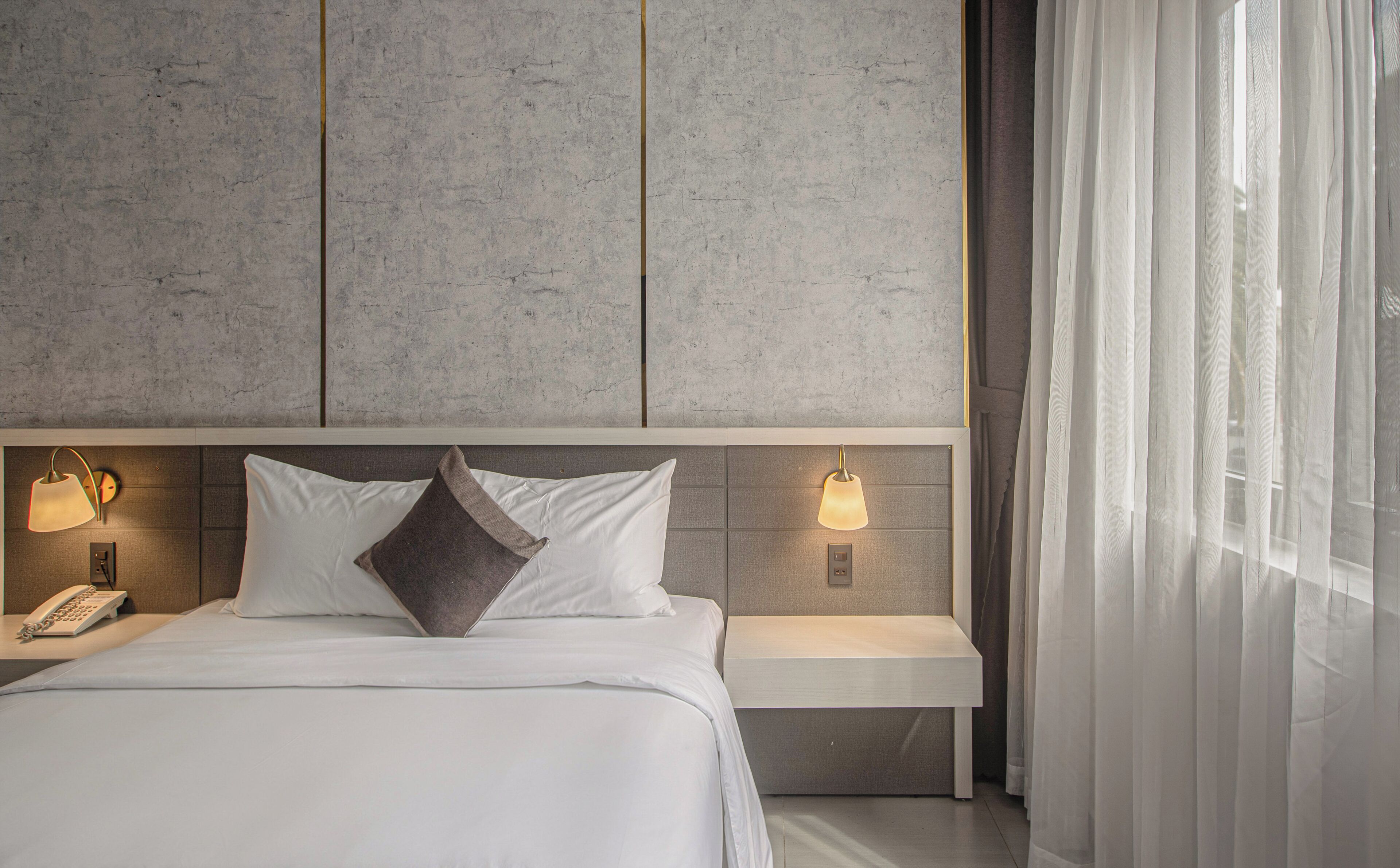 Deluxe Room, City View