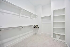 Interior - PATIO ~ TOWNHOME 3B 2.5BA ~ COTTAGE GROVE ~ HTX (Houston)