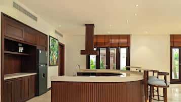 Biệt thự, quang cảnh vườn | Nội thất