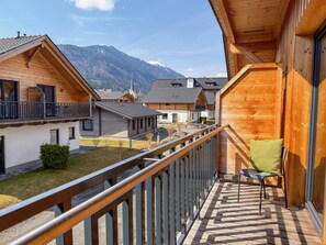 Property grounds - Lovely holiday home on park near ski resort (Rattendorf)