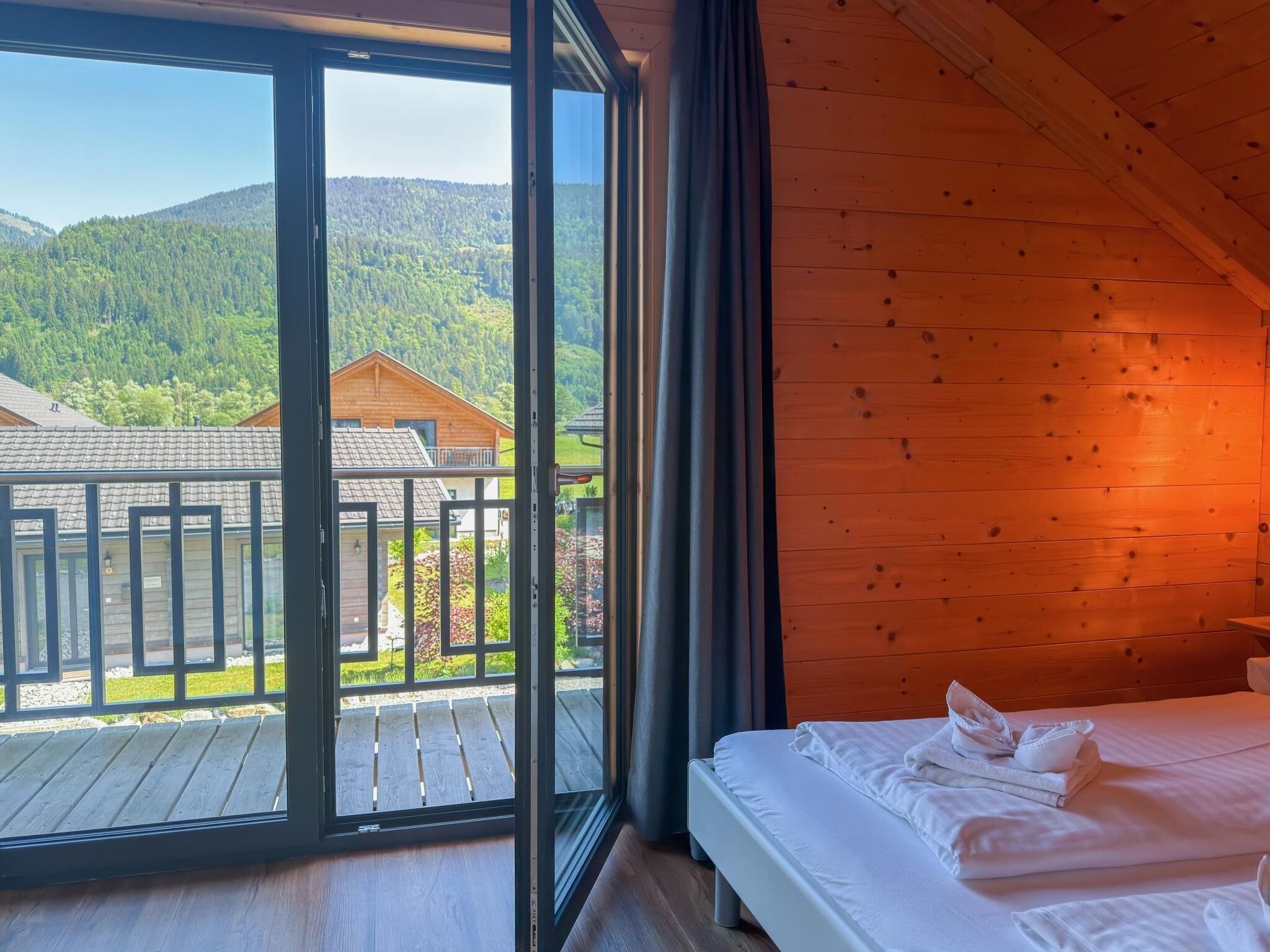 3 bedrooms, internet
