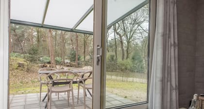 Detached lodge with three bedrooms for 4.