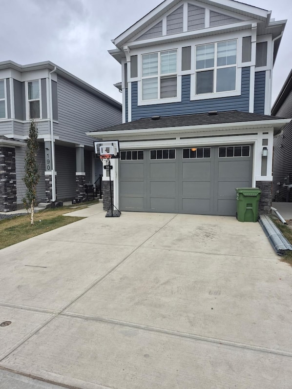 Property grounds - New Cozy 1 BR 1 Bath, 2 Guest (Calgary)