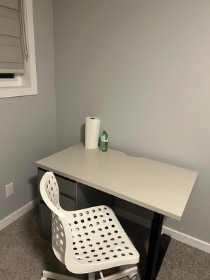 Interior - New Cozy 1 BR 1 Bath, 2 Guest (Calgary)