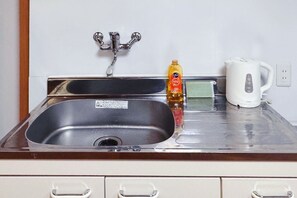 Interior - 6 minute walk from Hanazonocho Station|close to 难波心斋桥|Direct access to Umeda Guanxi Airport|1F 层层LOFT46 sq.m.|Friends Inn Yuju 101 Hanazonocho (Osaka)