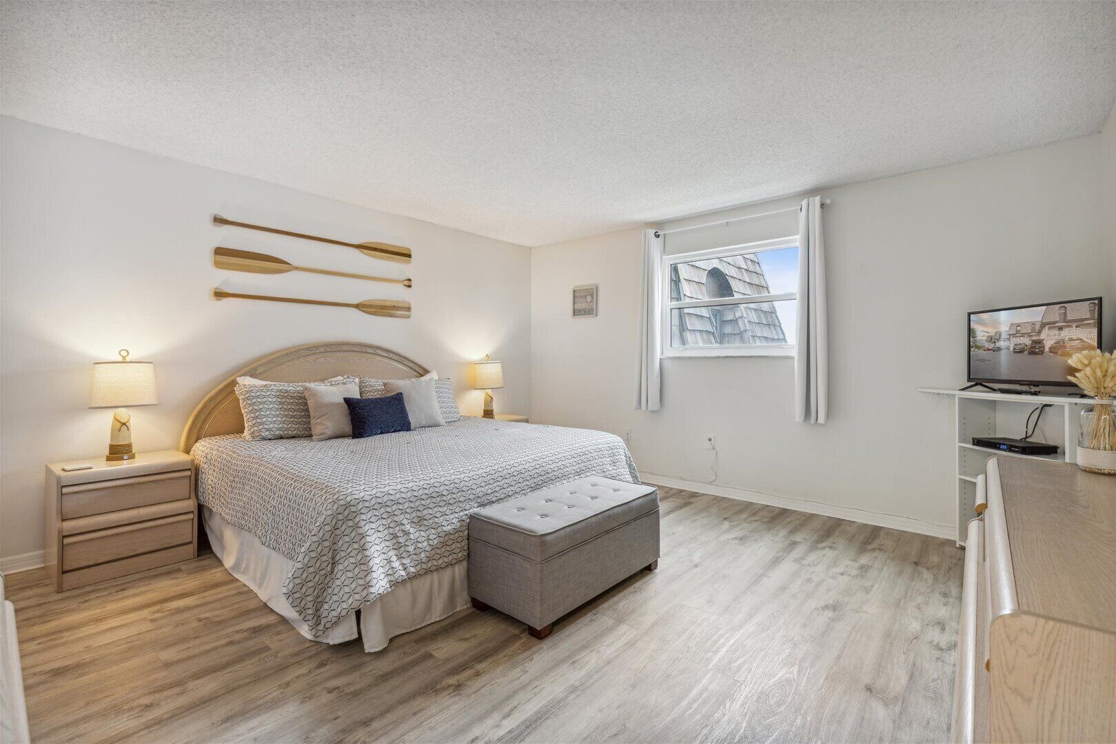 Ocean View Split-Level Condo, Unit #214 | 2 室のベッドルーム、客室ごとに異なる装飾、客室ごとに異なるインテリア、ノートパソコン用作業スペース