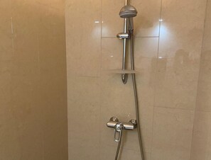 Villa | Bathroom - Romantic Waterfront Villa for 6 (Willemstad)