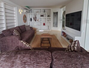 Villa | Living room - Romantic Waterfront Villa for 6 (Willemstad)