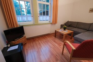 Doppelzimmer, Parkblick | Wohnbereich