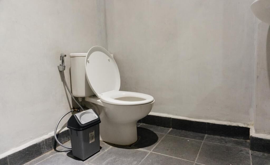 Standard Double Room | Bathroom