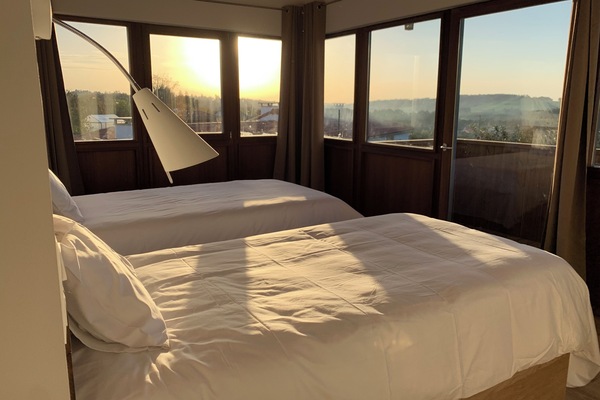 Twin Room, Mountain View | WiFi (free)