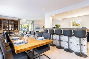 Dining - Villa Anja Agde Heated Pool & Jacuzzi  Family Villa (Agde)