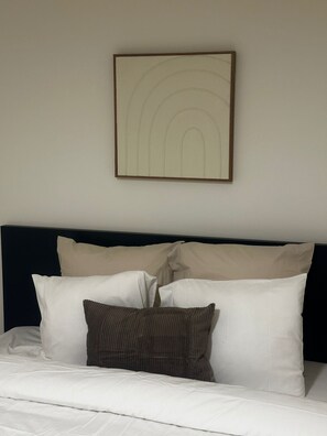 Basic Room - Comfortable Stay for 2 Easy City Access (Gent)