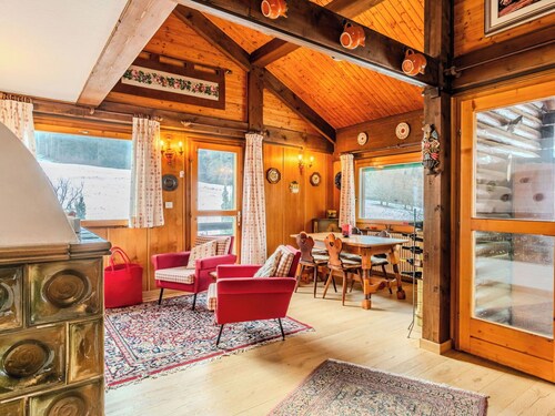 Cosy apartment for 7 guests with WIFI, TV, patio and pets allowed