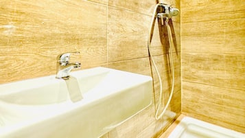 Basic-Apartment | Badezimmer