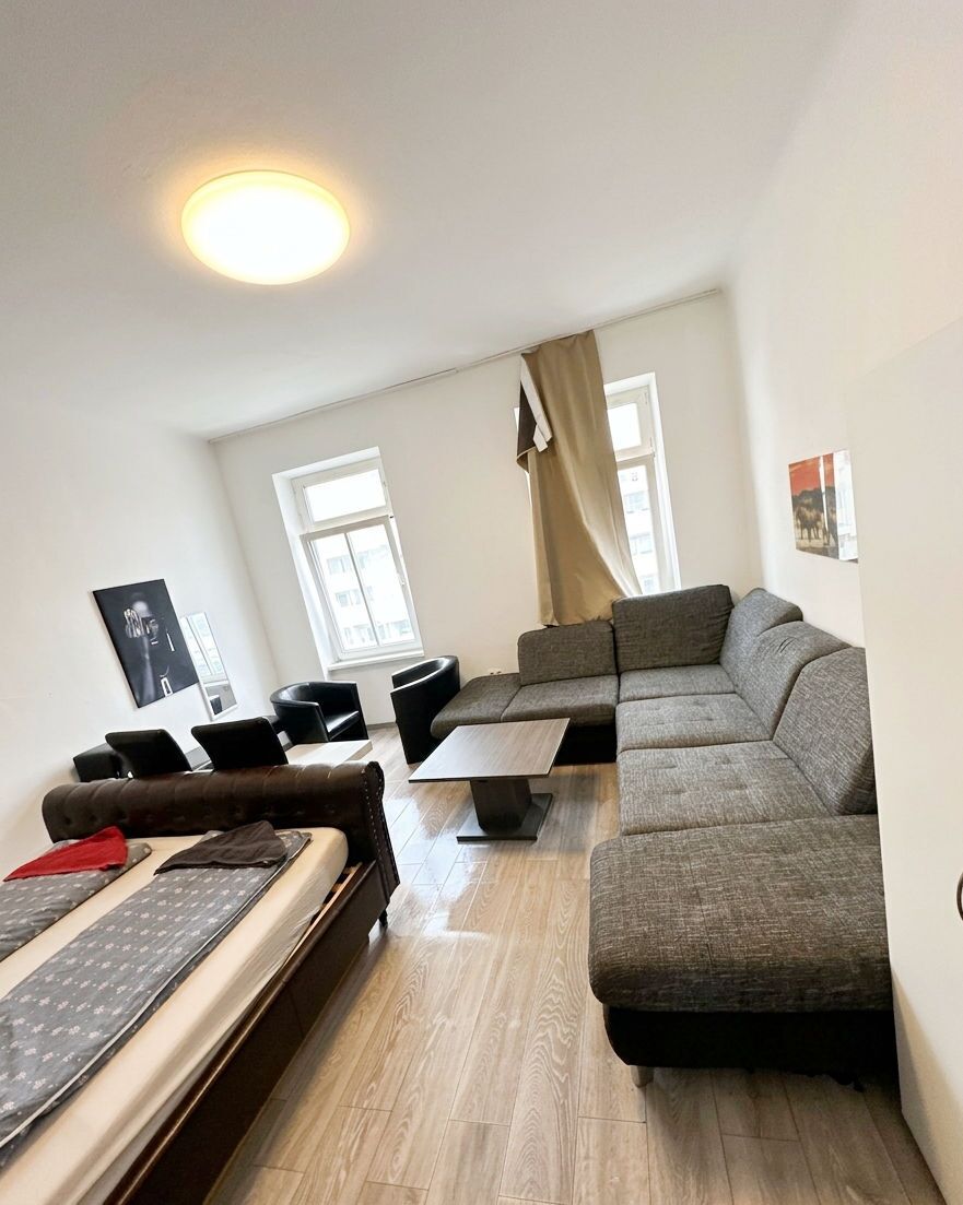 Eenvoudig appartement | Uitzicht vanuit de kamer