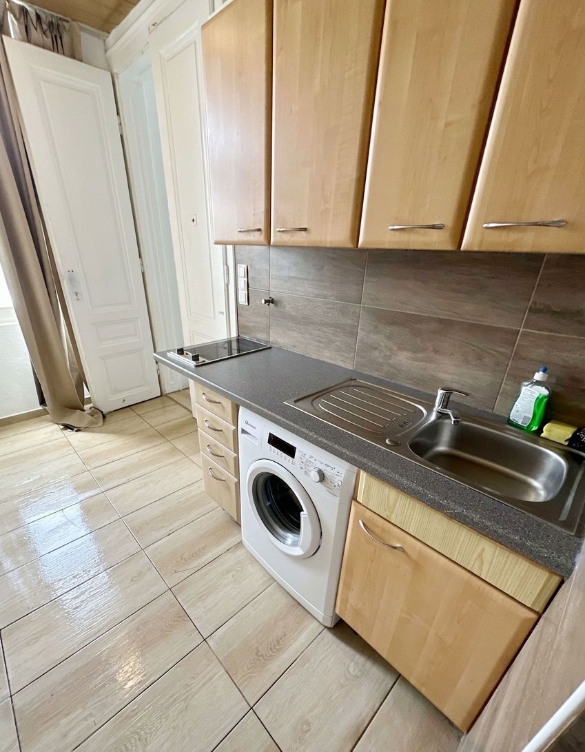 Basic-Apartment | Eigene Küche | Herdplatte, Wasserkocher, Kochgeschirr/Geschirr/Besteck