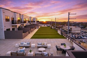 Outdoor dining - Walkable Hillsboro Village | Terrace + Parking | Near Vanderbilt + Music Row (Nashville)