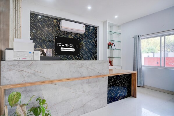 House | Reception
