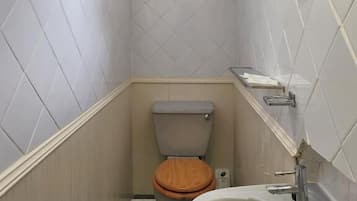 Double Room | Bathroom