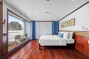 Quarto casal ou duplo luxo, sacada, vista para o oceano