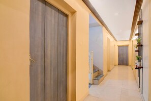 Interior - Collection O Kalighat Kolkata (Kolkata)